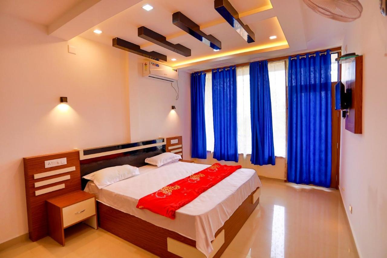 Dakshinakasi Guest House Thirunelly Exterior photo